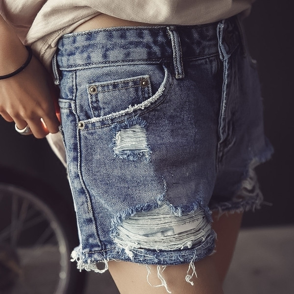 Уникални дамски скъсани къси дънки