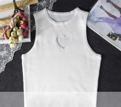 Спортно-елегантен женски потник със сърце