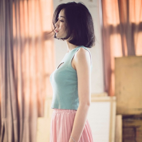 Спортно-елегантен женски потник със сърце 