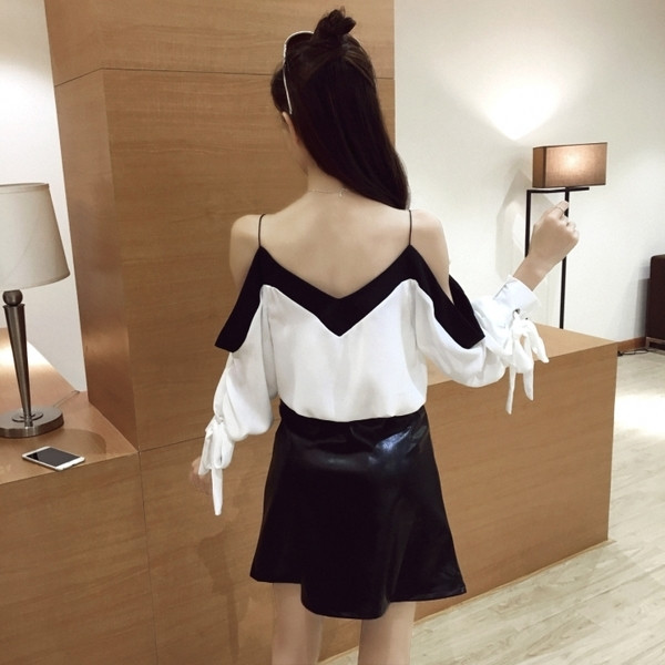 μπλούζα Σούπερ κομψές κυρίες με λαιμόκοψη V