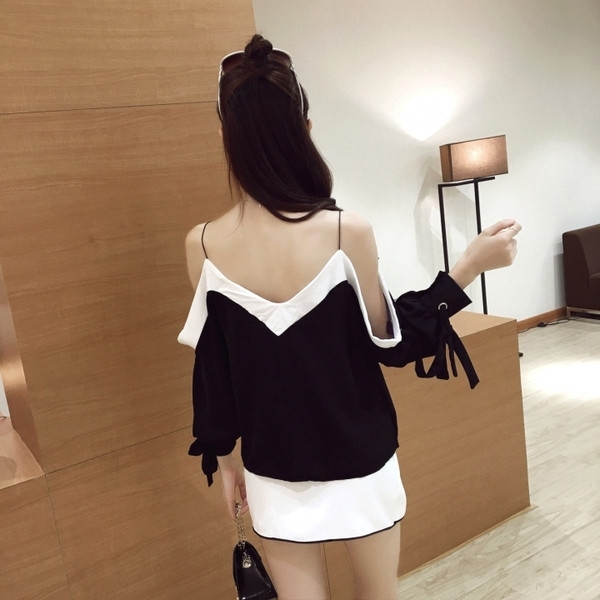 μπλούζα Σούπερ κομψές κυρίες με λαιμόκοψη V