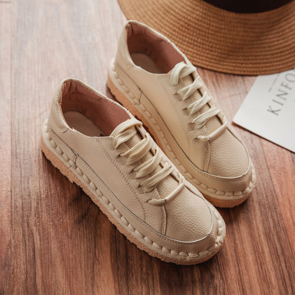 Спортни дамски обувки в три цвята подходящи за ежедневието 