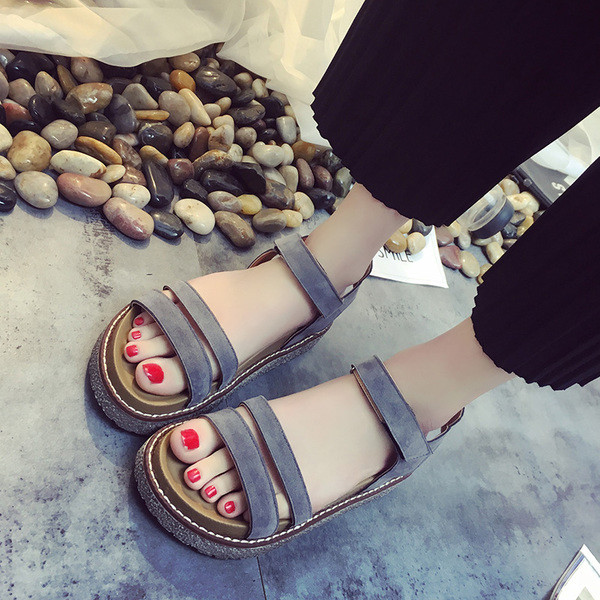 Γυναικεία υψηλή σανδάλια σε πολλά χρώματα