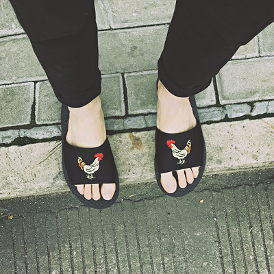 Уникални дамски чехли с апликация 