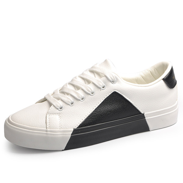 Πολύ όμορφα δερμάτινα πάνινα παπούτσια