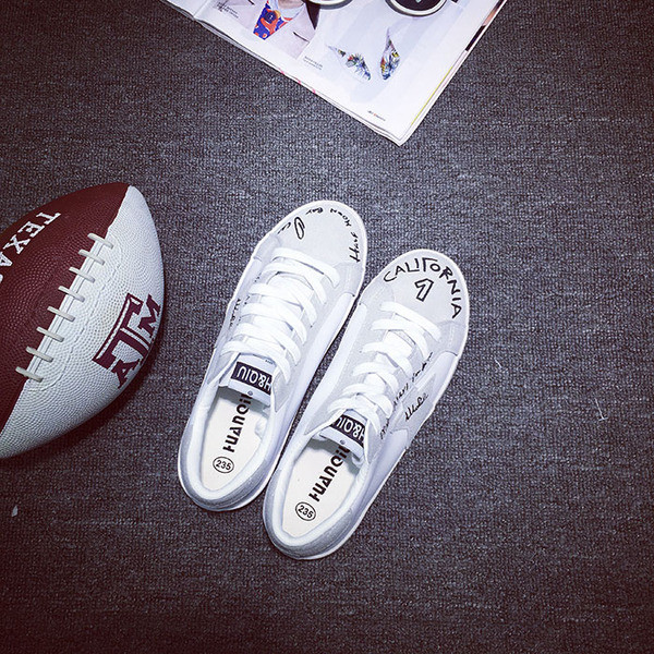 Κομψά πάνινα παπούτσια από καουτσούκ