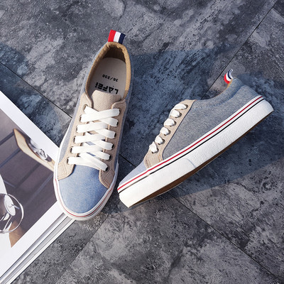 Много готини дамски кецове от плат 