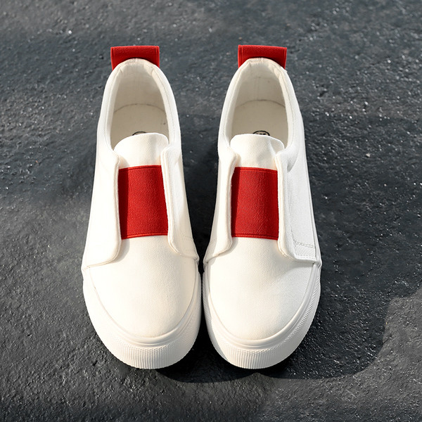 Πολύ άνετα γυναικεία αθλητικά πάνινα παπούτσια χωρίς κορδόνια