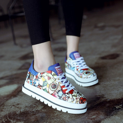 Страхотен дамски спортно-елегантен кец на платформа с илюстрации