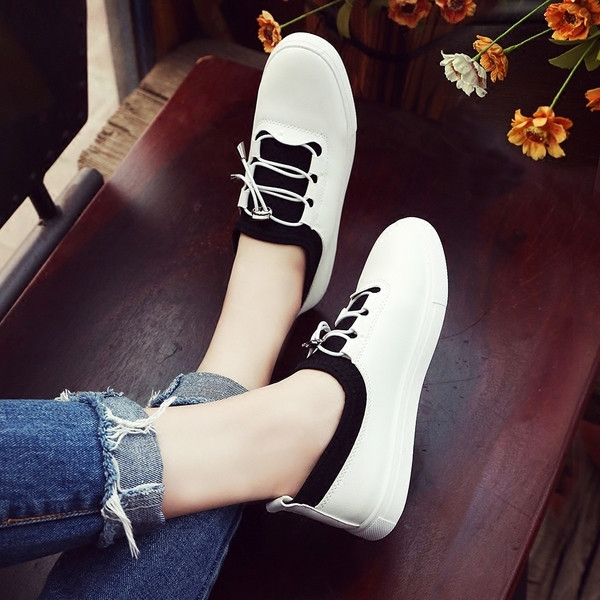 Много интересни дамски ежедневни обувки с ластик вместо връзки