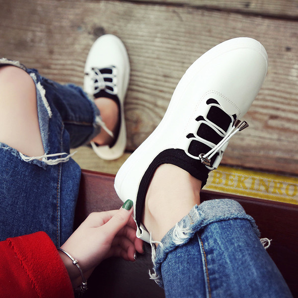 Много интересни дамски ежедневни обувки с ластик вместо връзки