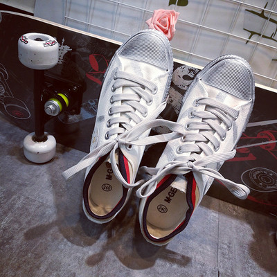 Супер свежи дамски ретро кецове