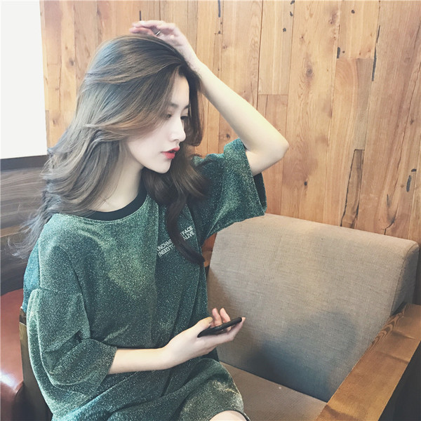 Υπέροχες κυρίες βελούδινα μακρύ μπλούζα