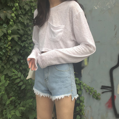 Много качествена дамска широка тениска подходяща за пролетта и лятото