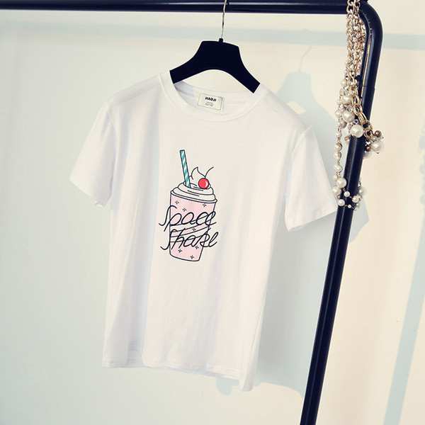 Καλοκαίρι κοντό μανίκι με πολύχρωμες κινούμενες εφαρμογές - Λευκό