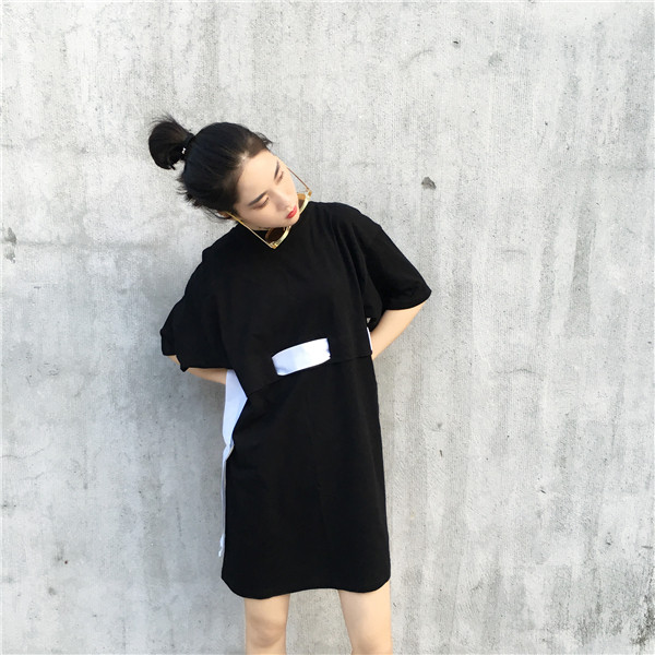 Спортно-елегантна дамска рокля перфектна за горещите летни дни