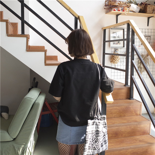 Chic κυρίες T-shirt με απλικέ καρδιά