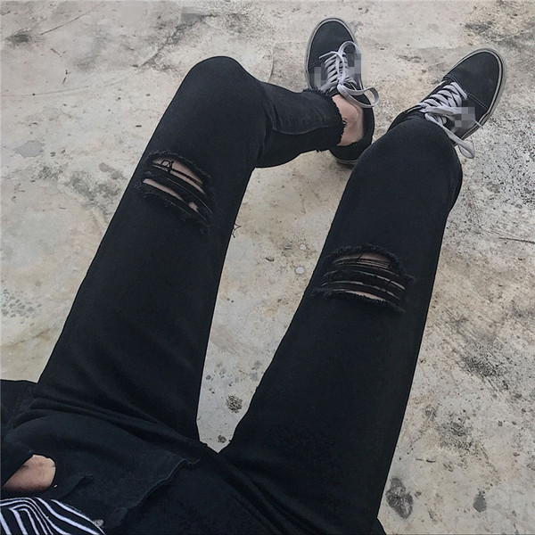 Спортни дамски скъсани дънкови панталони с висока талия 