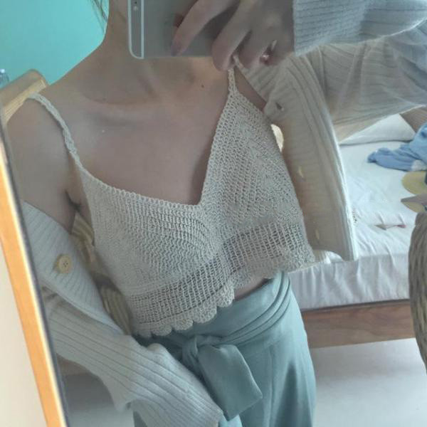 Модерни дамски плетени потничета в три цвята