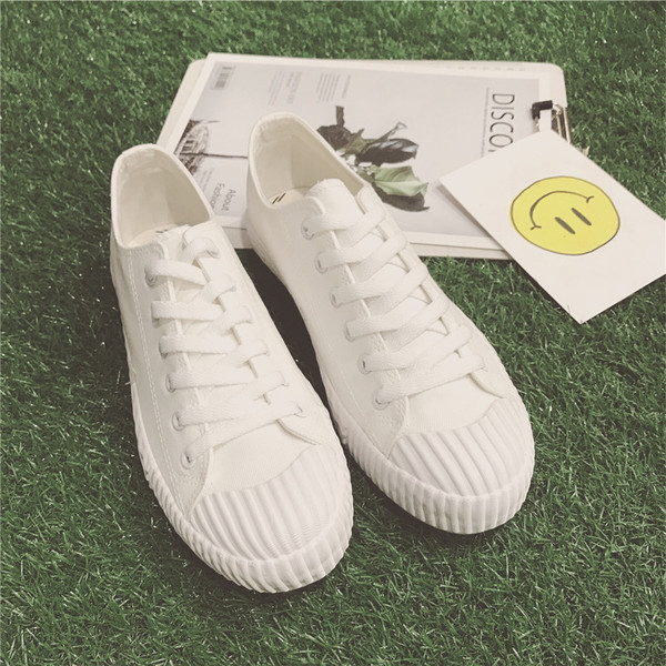 Страхотни ежедневни мъжки обувки в различни цветове