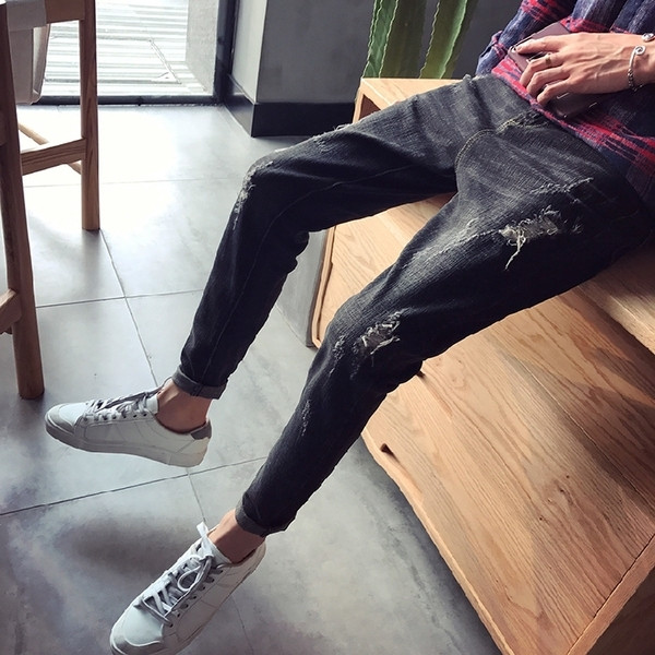 Мъжки стилни дънкови панталони модел "slim fit"