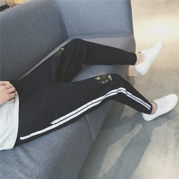 παντελόνια Μεγάλη ανδρών με μπάλωμα και καμουφλάζ μοτίβο