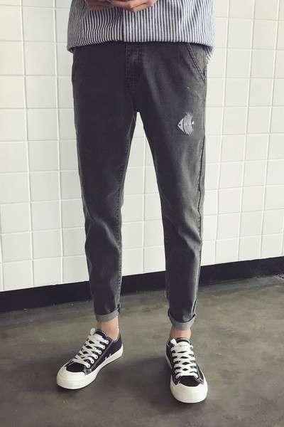 τζιν Σύγχρονη ανδρών λεπτού τύπου με κεντημένα αντικείμενα