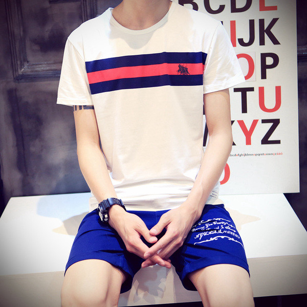 Нов модел мъжка тениска различни модели с интересни анимирани апликации