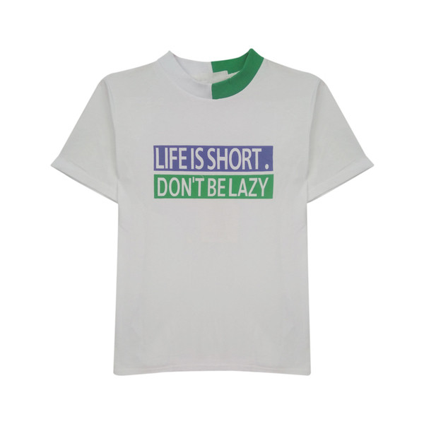 Модерна свежа дамска тениска с къс ръкав и интересен надпис