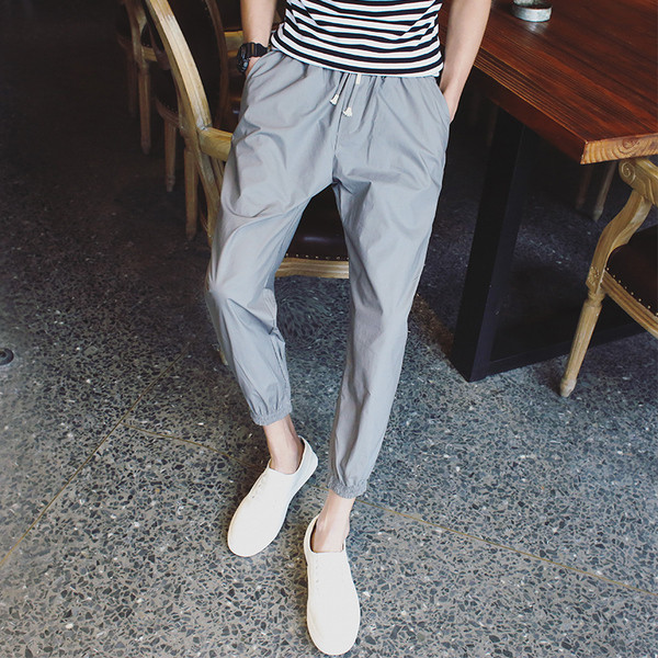 Спортно-елегантен мъжки изчистен панталон