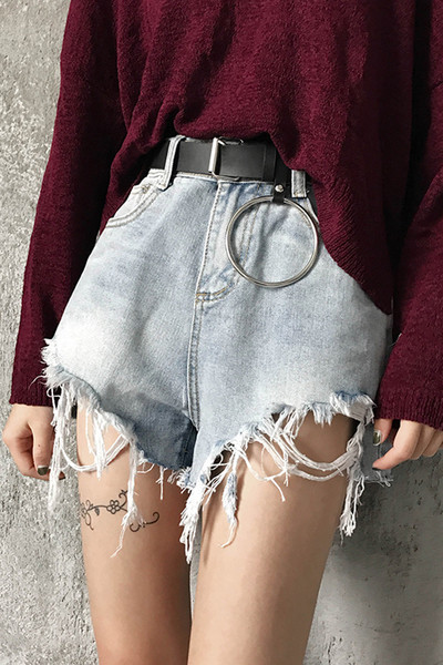 Μοναδικό σκισμένα τζιν παντελόνι σύντομο