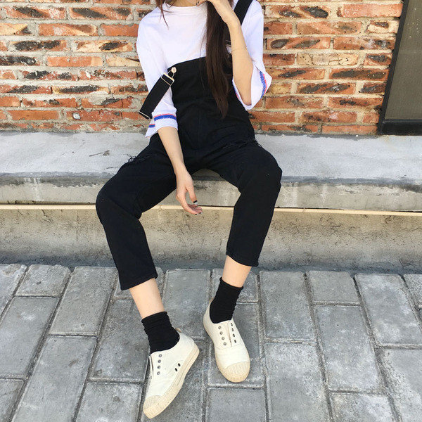 Μεγάλη κυρίες φόρμες μοντέρνο στυλ σε μαύρο και άσπρο