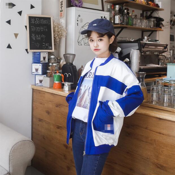 Дамско пролетно-есенно яке в няколко разцветки