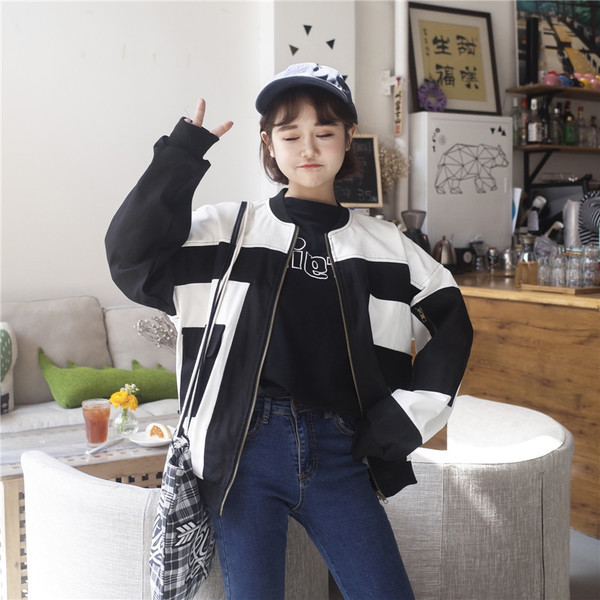 Дамско пролетно-есенно яке в няколко разцветки