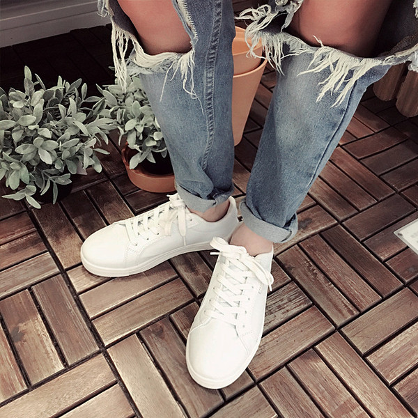 Мъжки ежедневни кецове в черно и бяло