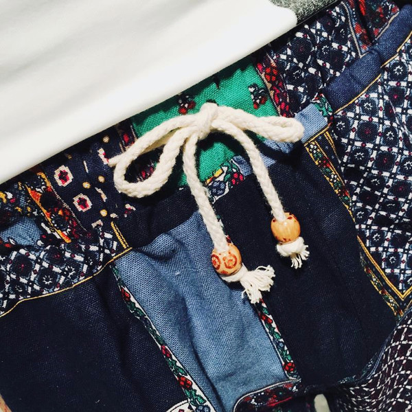 σορτς Ασυνήθιστο ανδρών - χρωματισμένα με φυτικά μοτίβα, άλλα μοντέλα