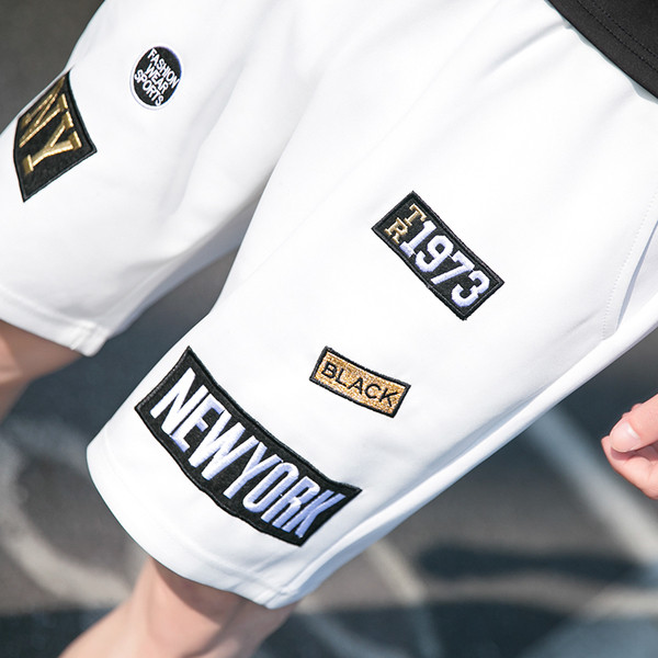 Пролетно-летни мъжки къси панталони с надпис New York в бял и черен цвят