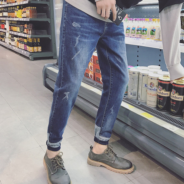 Страхотни мъжки дънки от модела slim fit