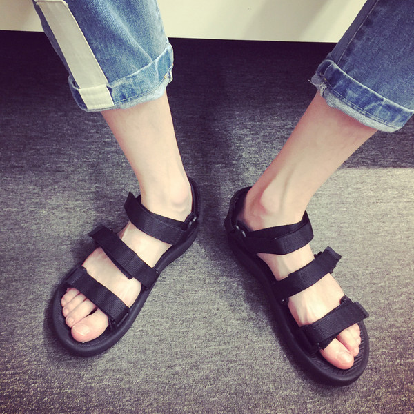 Ежедневни спортни неплъзгащи се мъжки черни сандали 