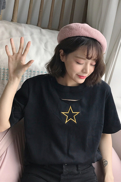 Модерна дамска дълга тениска с къс ръкав и бродерия звезда