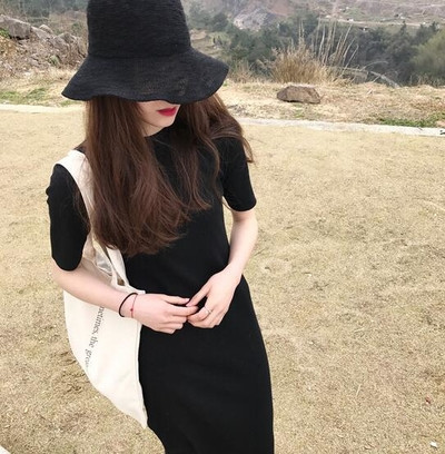 Μια μεγάλη καθημερινή κυρίες φόρεμα