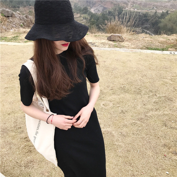 Μια μεγάλη καθημερινή κυρίες φόρεμα