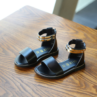 Детски сандалки в три цвята