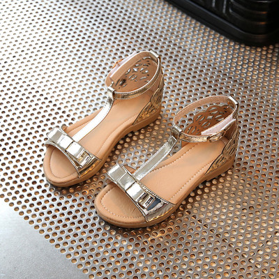 Детски сандалки за момиченце в три цвята