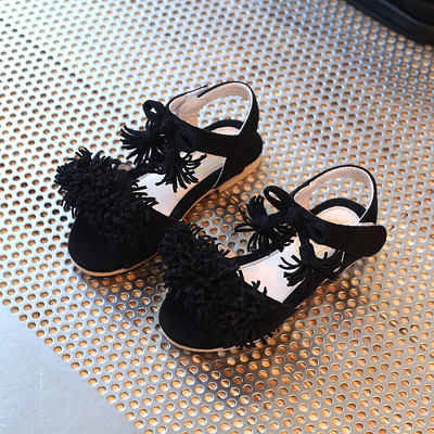 Μεγάλη σανδάλια για τα κορίτσια σε δύο χρώματα