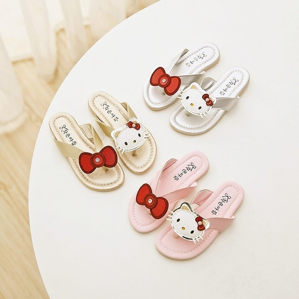 Μεγάλη παντόφλες κορίτσι σε τρία χρώματα