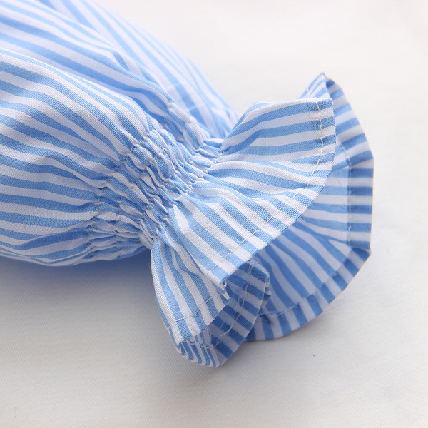 Интересна блуза с широк ръкав и апликация делфинче