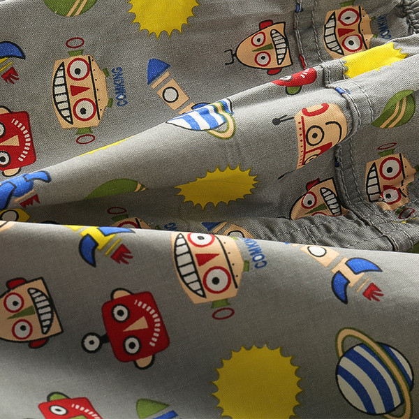 Два вида къси панталонки за момченце