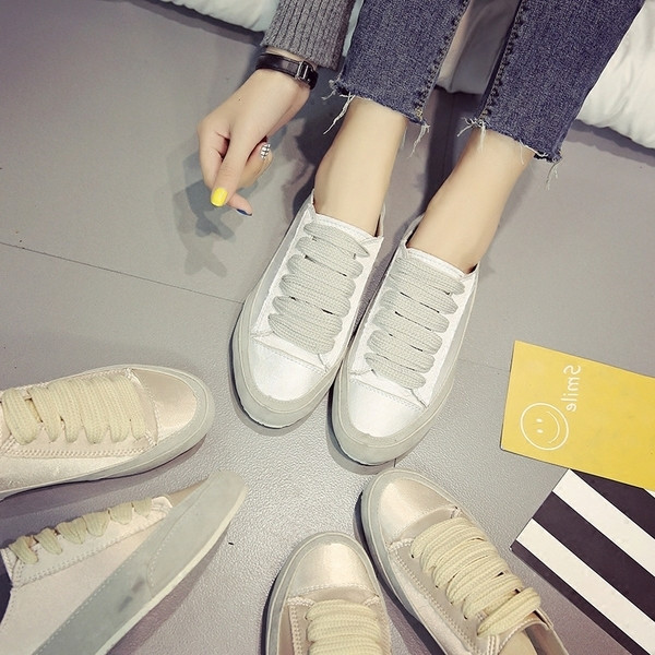 Ежедневни спортно-елегантни дамски кецове