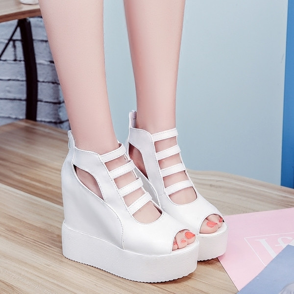 Οι γυναίκες πλατφόρμα σανδάλια υψηλής σόλα